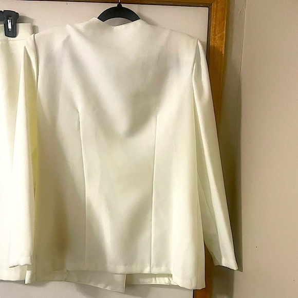 Vintage Bedford Fair 80’s-inspired (Size 12) Retro Cream Jacket & Skirt Suit - Picture 4 of 13